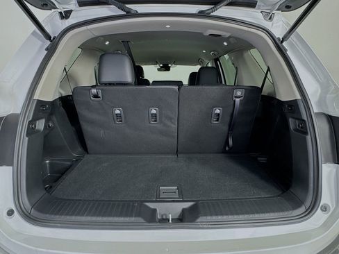 Used 2025 Honda Pilot EX-L image 33