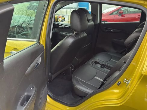 Used 2022 Chevrolet Spark LT image 27