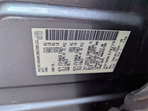 Used 2022 Nissan Rogue SV image 32