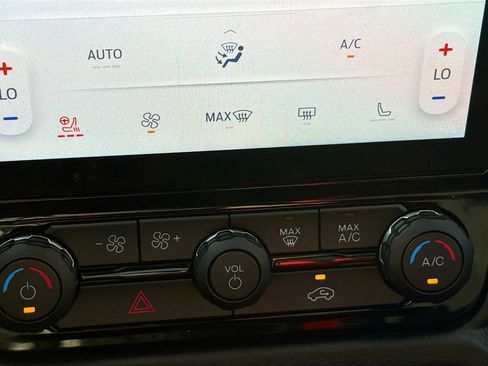 New 2025 Ford Ranger Raptor image 25