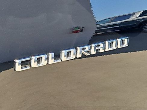 Used 2024 Chevrolet Colorado LT w/ LT Convenience Package RWD image 32