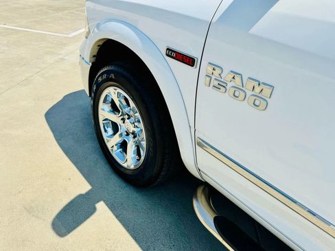 Used 2017 RAM 1500 Laramie w/ Convenience Group image 22