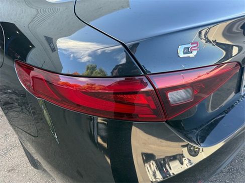 Used 2022 Alfa Romeo Giulia Veloce image 33