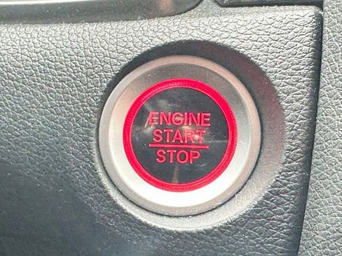 Used 2018 Honda Civic Type R image 11