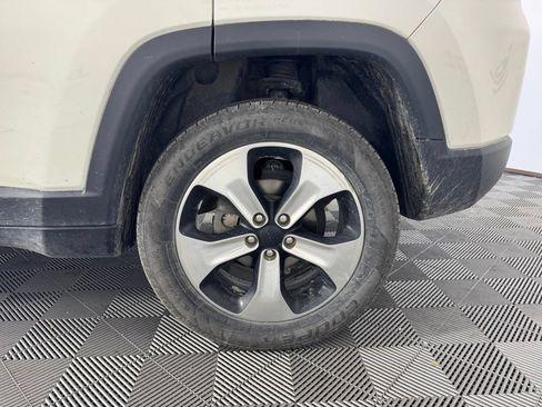 Used 2015 Mercedes-Benz GLA 250 4MATIC image 13