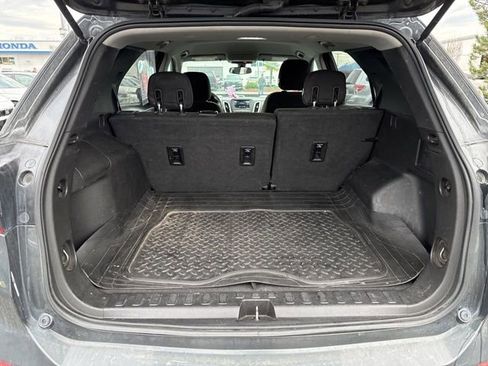 Used 2019 Chevrolet Equinox LT image 11