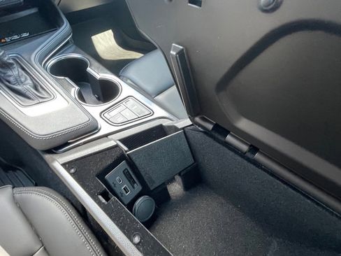 Used 2023 Cadillac CT4 Luxury w/ Sun And Sound Package image 35