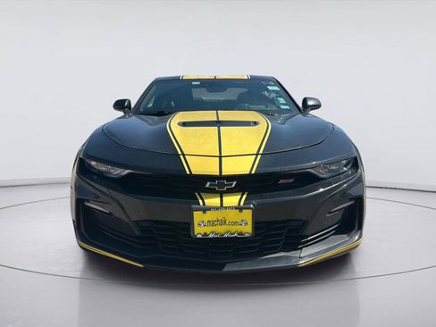 Used 2020 Chevrolet Camaro SS RWD image 2