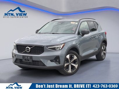 Used 2023 Volvo XC40 B4 Ultimate