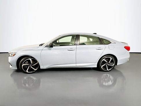 Used 2022 Honda Accord Sport image 4