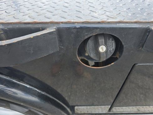 Used 2018 GMC Sierra 3500 4x4 Crew Cab w/ Sierra Convenience Package image 12