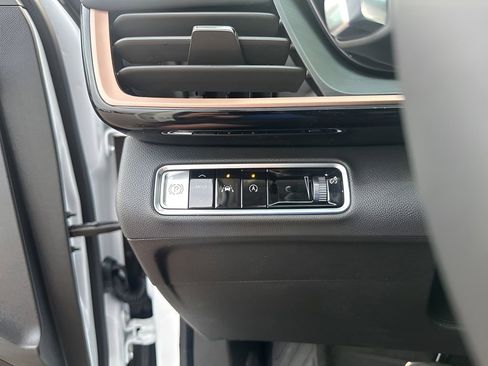 New 2026 Buick Envision Sport Touring image 27