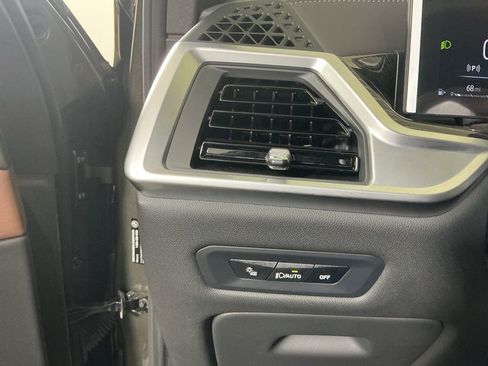 Certified 2026 BMW X5 sDrive40i w/ M Sport Package image 18