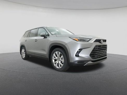 New 2026 Toyota Grand Highlander Limited image 29