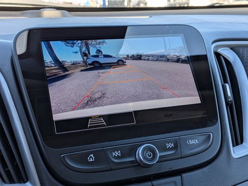 Used 2024 Chevrolet Malibu LT image 31