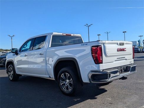 Used 2025 GMC Sierra 1500 SLT image 6