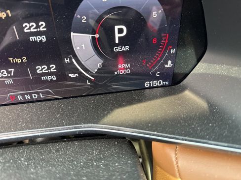 Used 2026 GMC Canyon AT4 w/ Technology Plus Package AWD/4WD image 8