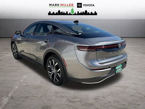 Certified 2026 Toyota Crown AWD/4WD image 3