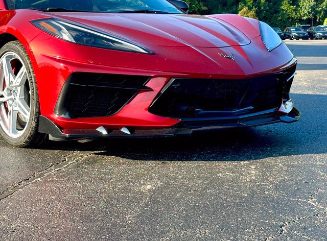 Used 2023 Chevrolet Corvette Stingray Premium Cpe w/ Z51 Performance Package RWD image 2