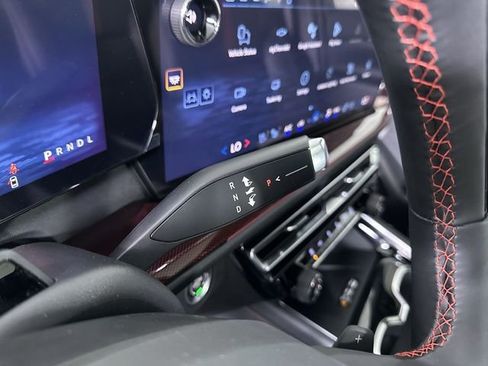 New 2026 Chevrolet Traverse RS w/ LPO, Floor Liner Package image 30