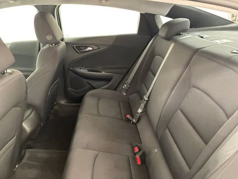 Certified 2022 Chevrolet Malibu LS w/ Driver Confidence Package II FWD image 18
