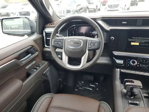 New 2026 GMC Sierra 1500 Denali w/ Denali Reserve Package AWD/4WD image 14
