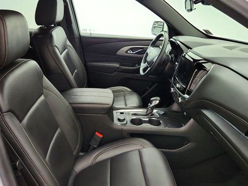Used 2023 Chevrolet Traverse LT w/ LPO, Floor Liner Package AWD/4WD image 23