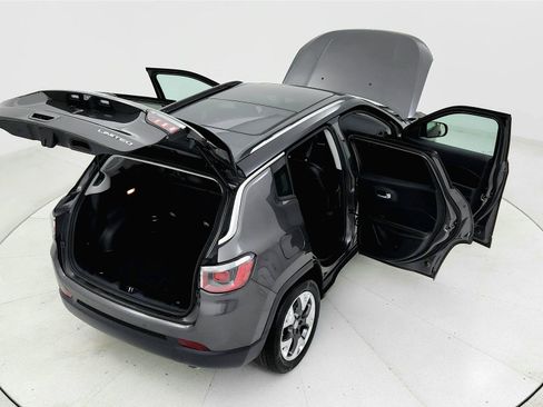 Used 2018 Jeep Compass Limited w/ Navigation Group FWD image 23