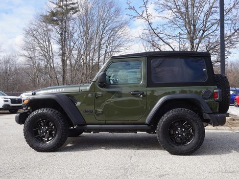 Used 2024 Jeep Wrangler Sport AWD/4WD image 8
