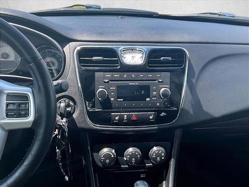 Used 2011 Chrysler 200 Touring w/ Cold Weather Group FWD image 8