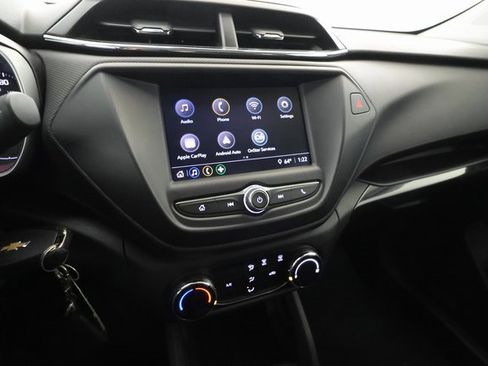 Used 2023 Chevrolet TrailBlazer LS image 16