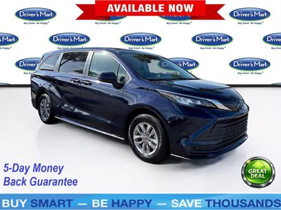 Used 2022 Toyota Sienna LE