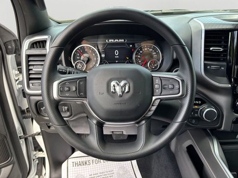 New 2026 RAM 1500 Express AWD/4WD image 19