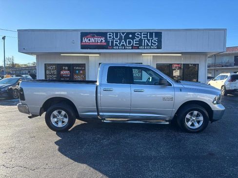 Used 2013 RAM 1500 Classic SLT image 1