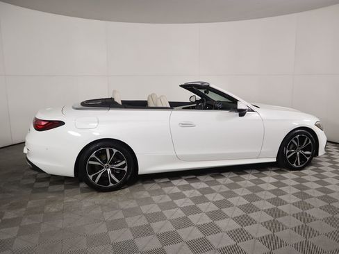 Certified 2025 Mercedes-Benz CLE 300 4MATIC Cabriolet image 4