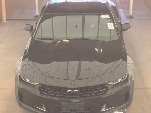 Used 2019 Chevrolet Camaro LT w/ RS Package image 2