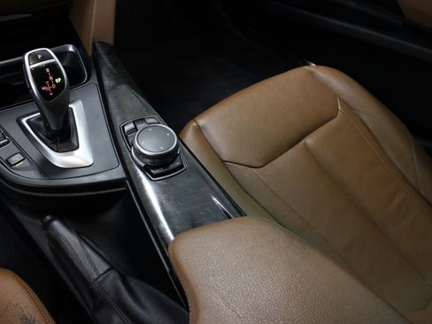Used 2015 BMW 328i Gran Turismo xDrive AWD/4WD image 17