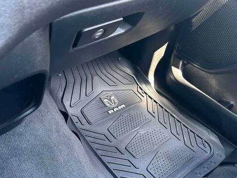 Used 2019 RAM 1500 Big Horn image 20