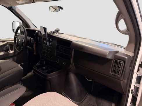 Certified 2015 Chevrolet Express 3500 LT w/ LT Preferred Equipment Group image 20