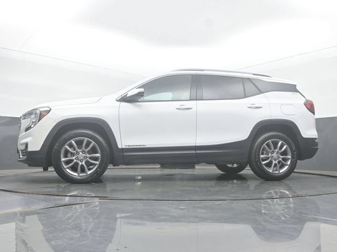 Used 2022 GMC Terrain SLT AWD/4WD image 45