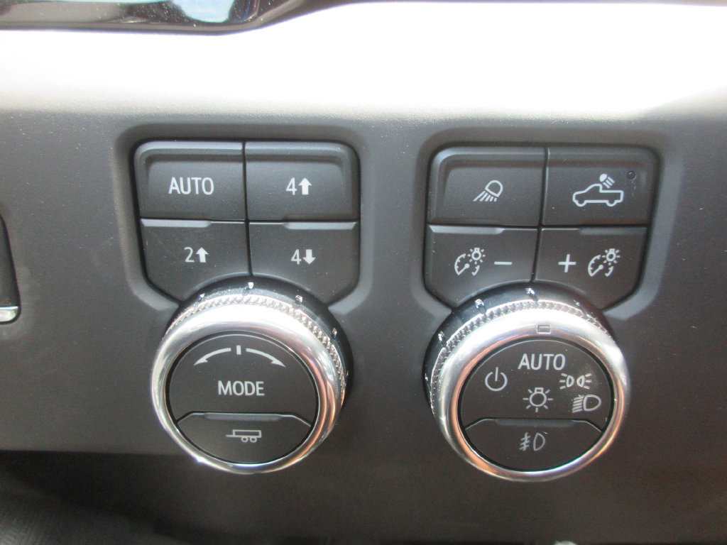 New 2026 GMC Sierra 2500 AT4X w/ AT4X AEV Edition AWD/4WD image 17