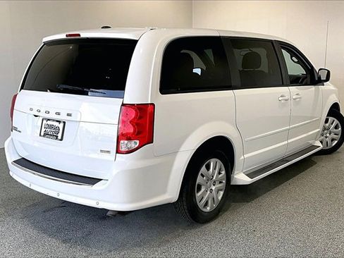 Used 2017 Dodge Grand Caravan SE w/ Power Window Group image 5