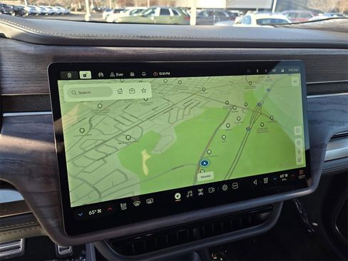 Used 2022 Rivian R1S Launch Edition image 22