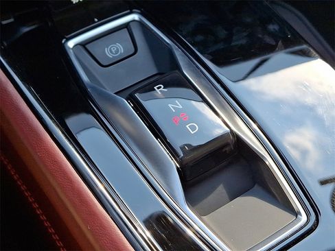 Used 2022 Audi RS e-tron GT w/ Carbon Performance Package image 19