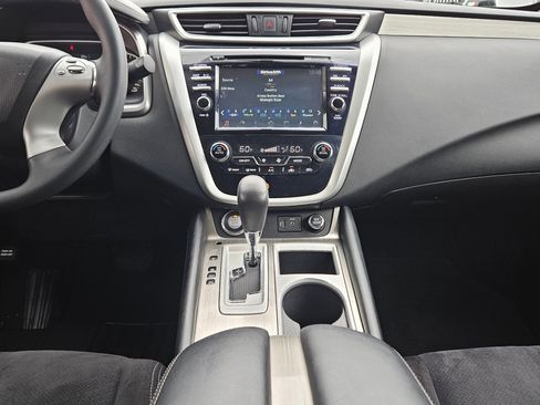 Used 2018 Nissan Murano S AWD/4WD image 10