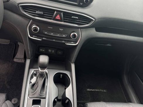 Used 2020 Hyundai Santa Fe SE FWD image 6