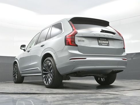 New 2026 Volvo XC90 B5 Plus w/ Protection Package image 12