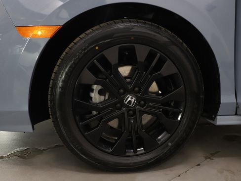 Used 2025 Honda Odyssey Sport-L image 31