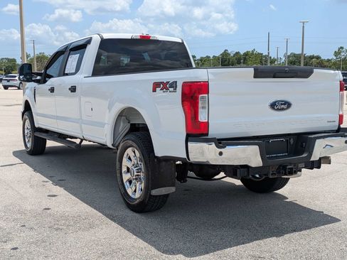 Used 2019 Ford F250 XL w/ Power Equipment Group AWD/4WD image 6