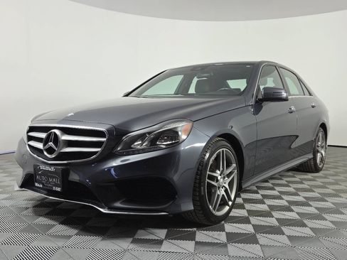 Used 2016 Mercedes-Benz E 350 4MATIC Sedan image 3